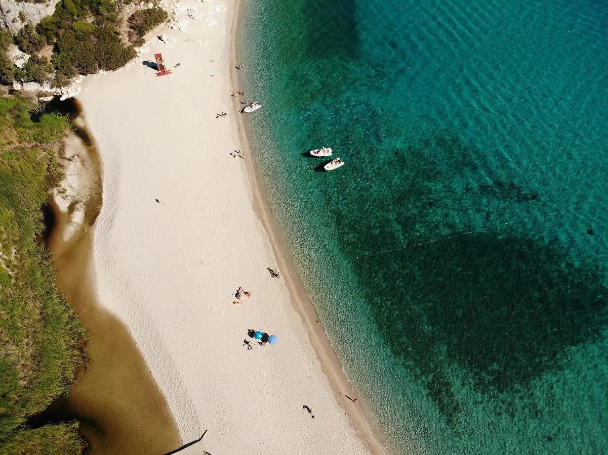 Club Esse Cala Gonone Otel